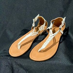 American Eagle, Size 13 1/2, white braided gladiator sandals, VGUC
